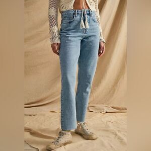 BDG Urban Outfitters Dillon Medium Wash Slim Straight Raw Hem Ankle Jeans (26)